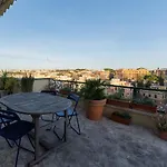 Aventino Terrace Apartament *