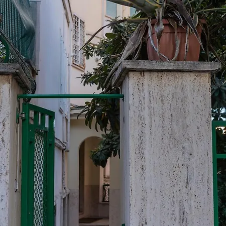 Aventino Terrace Apartament